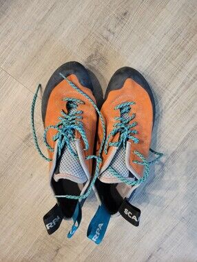 Scarpa Helix Climbing Shoes